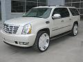 07-Escalade-on-26s-lg